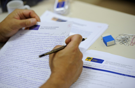 Como as aulas de redação do Poliedro ajudam a se preparar para os temas da Fuvest?